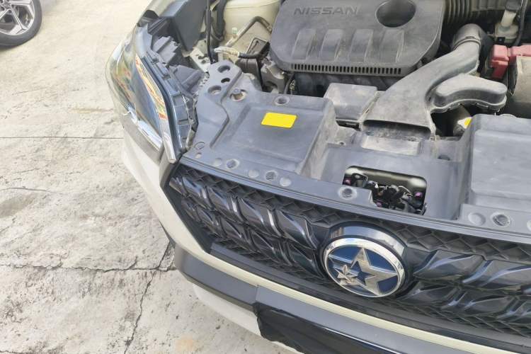 Used Venucia T60 2020 1.6L CVT Smart Drive Version China VI Standard Engine Bay Right