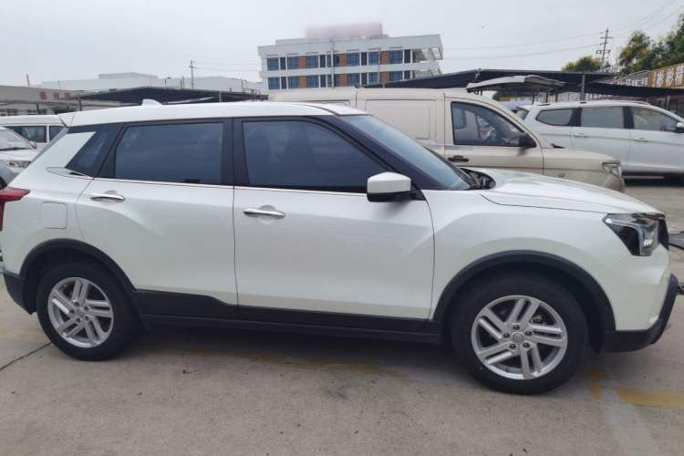Used Venucia T60 2020 1.6L CVT Smart Drive Version China VI Standard Exterior 2