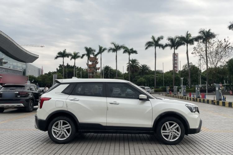 Used Venucia T60 2020 1.6L CVT Smart Drive Version China VI Standard Exterior 7