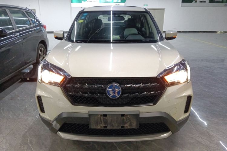 Used Venucia T60 2020 1.6L CVT Smart Drive Version China V Standard Front