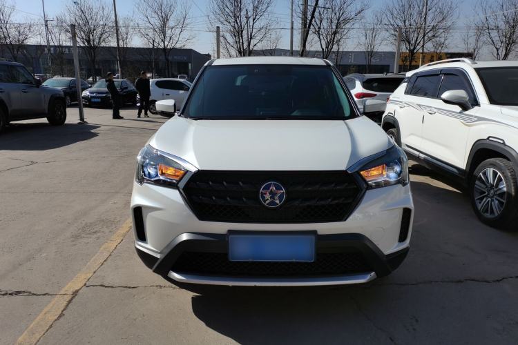 Used Venucia T60 2020 1.6L Manual Smart Vision Version China VI Standard Front
