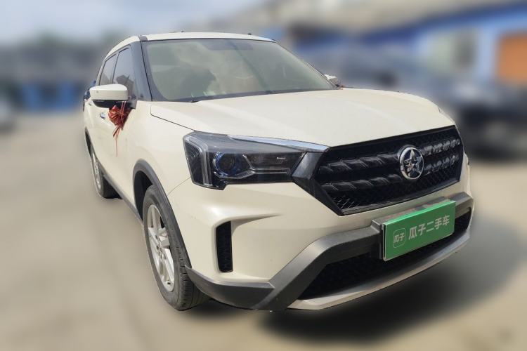 Used Venucia T60 2020 1.6L Manual Smart Vision Version China VI Standard Front Right 45 Deg