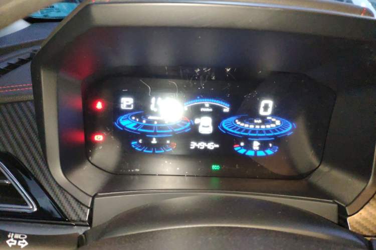 Used Venucia T60 2020 1.6L CVT Smart Drive Version China VI Standard Instrument Cluster
