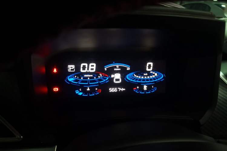 Used Venucia T60 2020 1.6L CVT Smart Drive Version China VI Standard Instrument Cluster