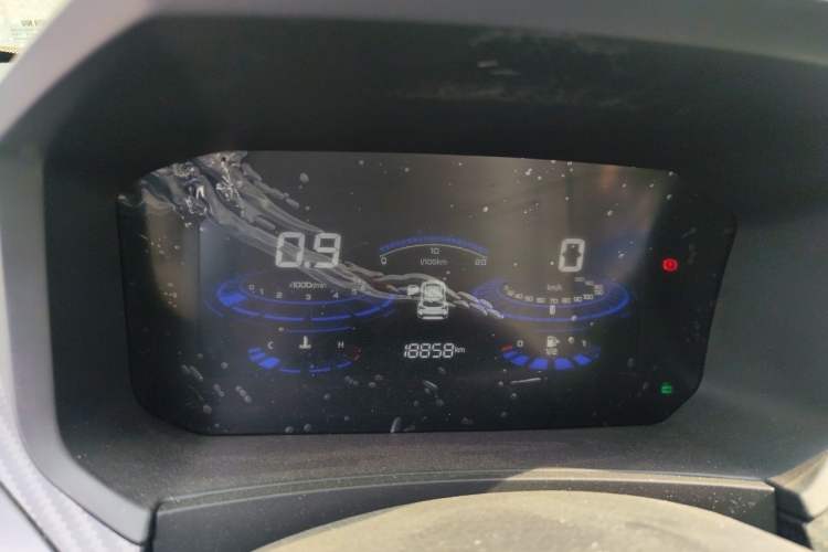 Used Venucia T60 2020 1.6L Manual Smart Vision Version China VI Standard Instrument Cluster