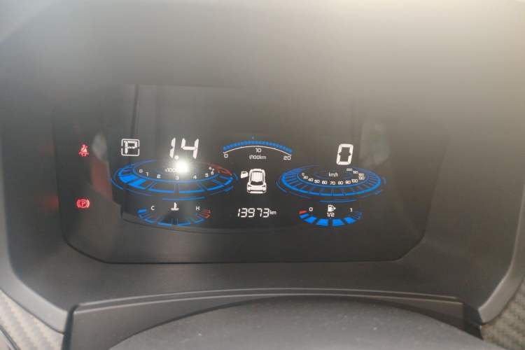Used Venucia T60 2020 1.6L CVT Smart Drive Version China VI Standard Instrument Cluster