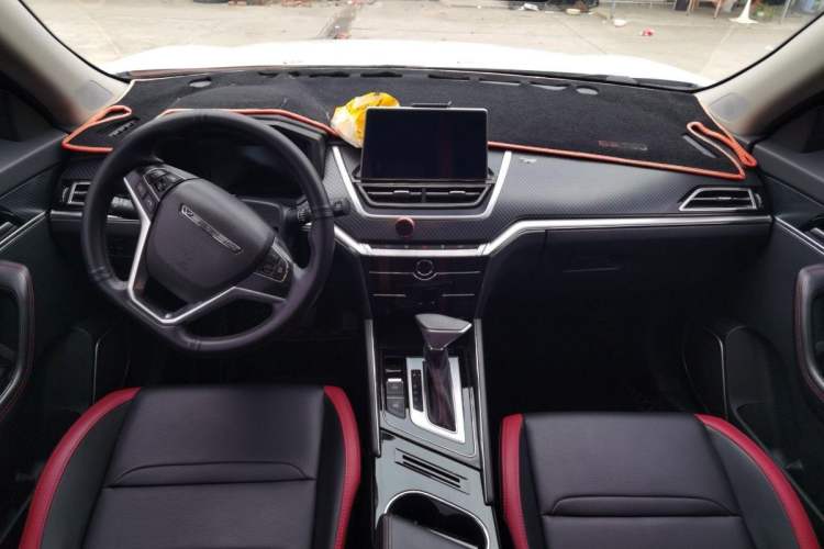 Used Venucia T60 2020 1.6L CVT Smart Drive Version China VI Standard Interior 1