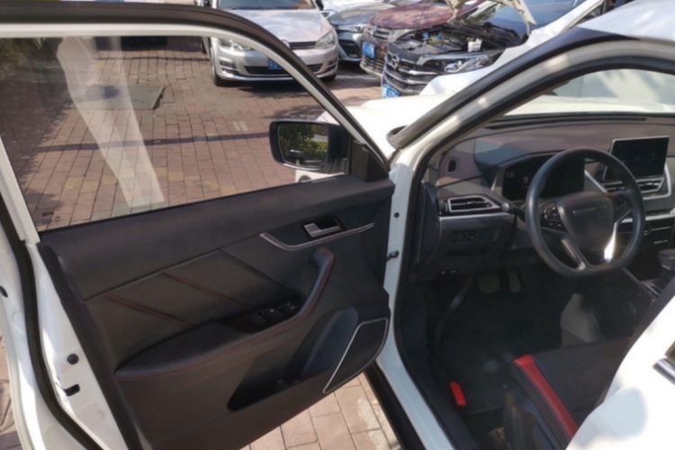 Used Venucia T60 2020 1.6L CVT Smart Enjoyment Edition China VI standard Interior 1