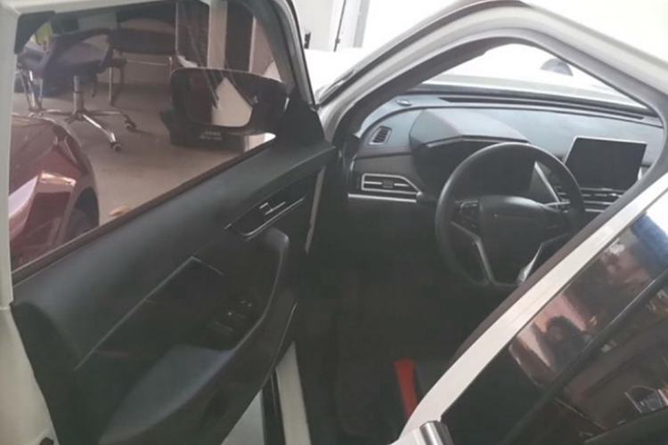Used Venucia T60 2020 1.6L CVT Smart Drive Version China VI Standard Interior 1