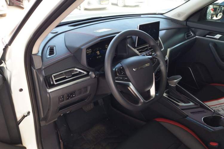 Used Venucia T60 2020 1.6L CVT Smart Drive Version China VI Standard Interior 2