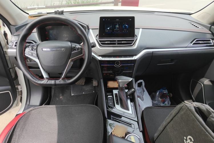 Used Venucia T60 2020 1.6L CVT Smart Drive Version China VI Standard Interior 2