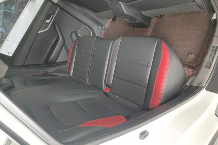 Used Venucia T60 2020 1.6L Manual Smart Vision Version China VI Standard Interior 4