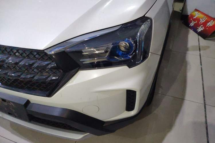 Used Venucia T60 2020 1.6L CVT Smart Drive Version China VI Standard Left Front Headlight