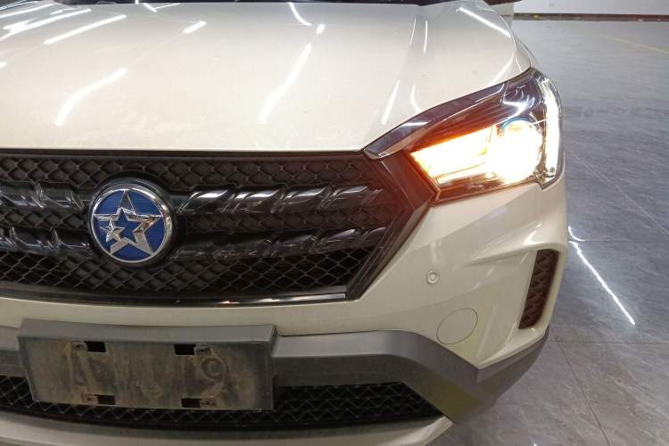 Used Venucia T60 2020 1.6L CVT Smart Drive Version China V Standard Left Front Headlight