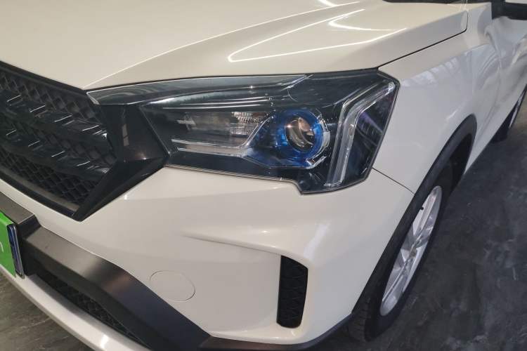 Used Venucia T60 2020 1.6L CVT Smart Drive Version China VI Standard Left Front Headlight