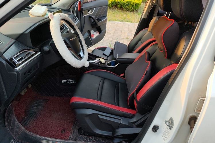 Used Venucia T60 2020 1.6L CVT Smart Drive Version China VI Standard Left Front Seat