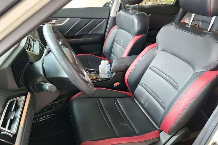 Used Venucia T60 2020 1.6L CVT Smart Enjoyment Edition China VI standard Left Front Seat