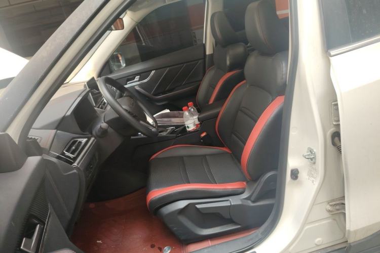 Used Venucia T60 2020 1.6L CVT Smart Drive Version China VI Standard Left Front Seat