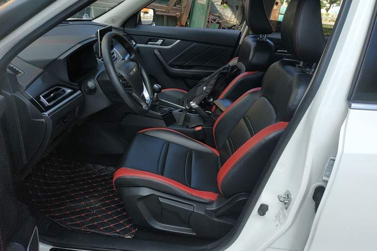 Used Venucia T60 2020 1.6L Manual Smart Vision Version China VI Standard Left Front Seat