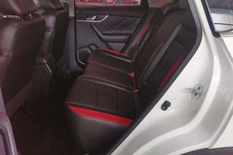 Used Venucia T60 2020 1.6L Manual Smart Vision Version China VI Standard Left Rear Seat