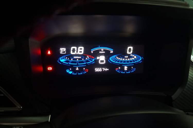 Used Venucia T60 2020 1.6L CVT Smart Drive Version China VI Standard Odometer Close Up