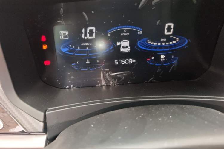 Used Venucia T60 2020 1.6L CVT Smart Drive Version China VI Standard Odometer Close Up