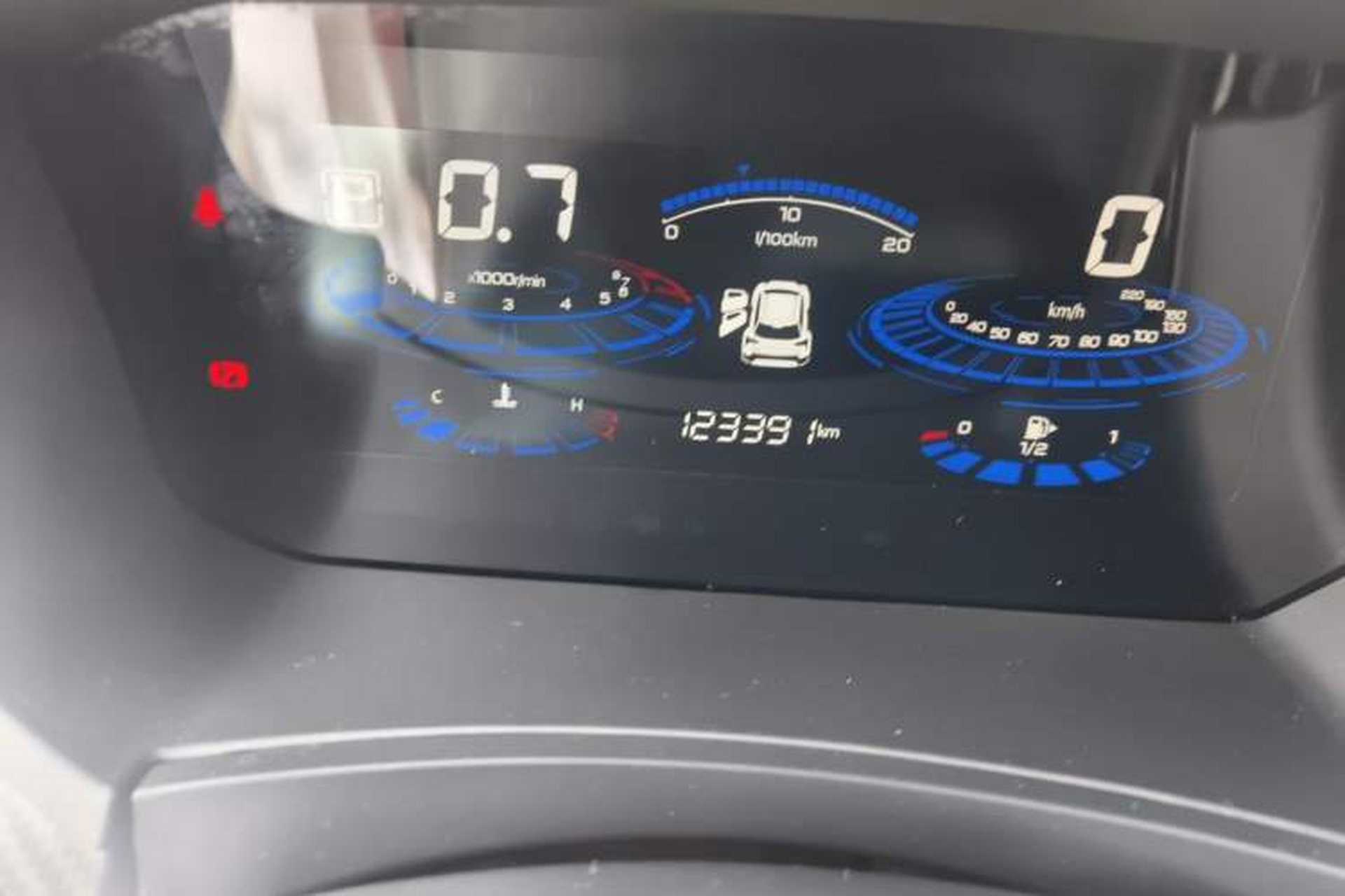 Used Venucia T60 2020 1.6L CVT Smart Drive Version China VI Standard Odometer Close Up