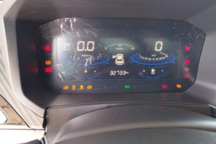 Used Venucia T60 2020 1.6L CVT Smart Drive Version China VI Standard Odometer Close Up