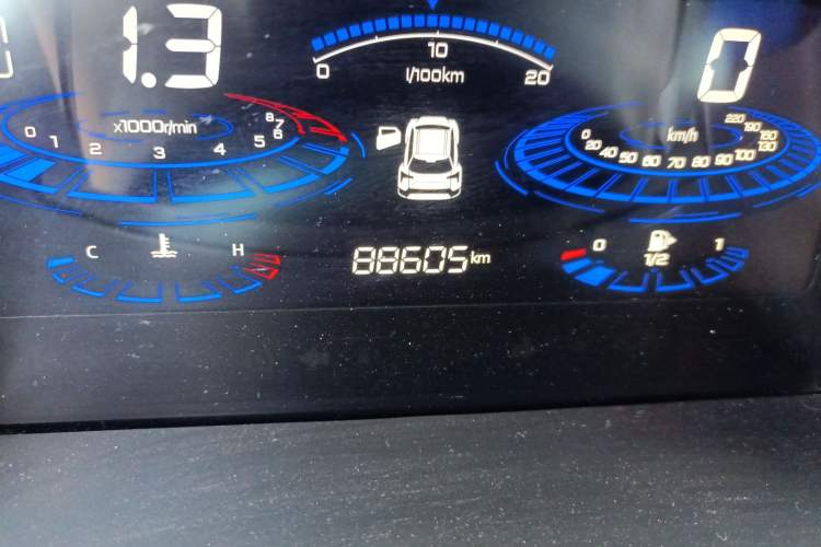 Used Venucia T60 2020 1.6L CVT Smart Drive Version China VI Standard Odometer Close Up