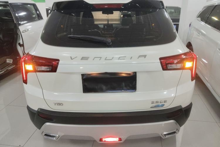 Used Venucia T60 2020 1.6L CVT Smart Drive Version China VI Standard Rear