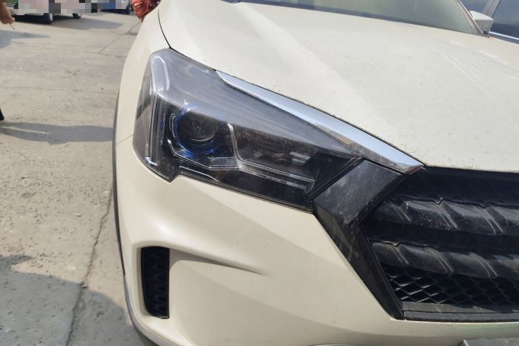 Used Venucia T60 2020 1.6L Manual Smart Vision Version China VI Standard Right Front Headlight