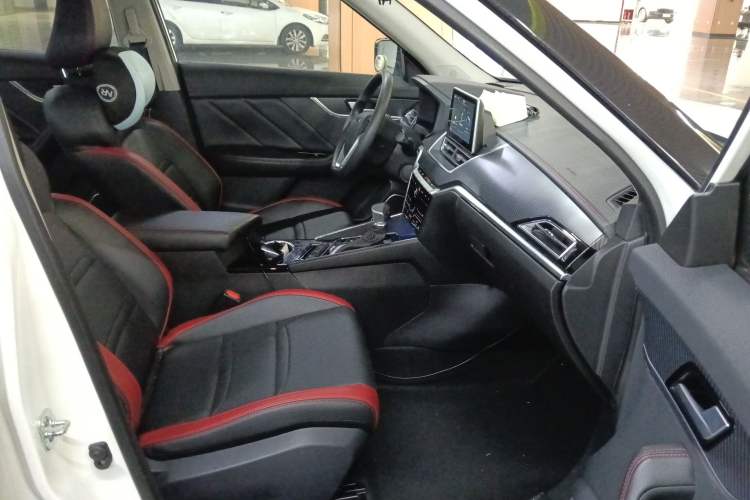 Used Venucia T60 2020 1.6L CVT Smart Drive Version China V Standard Right Front Seat