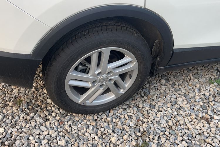 Used Venucia T60 2020 1.6L CVT Smart Edition China V Standard Right Rear Wheel Hub