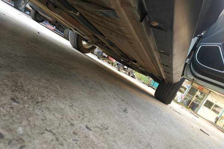 Used Venucia T60 2020 1.6L Manual Smart Vision Version China VI Standard Right Side Sill