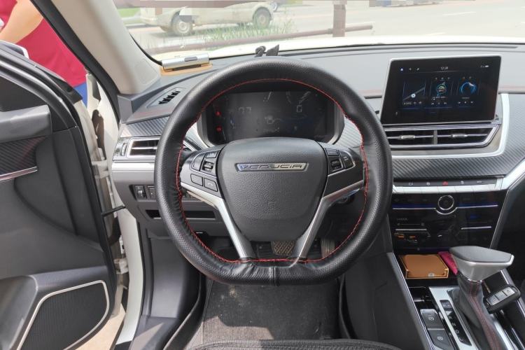 Used Venucia T60 2020 1.6L CVT Smart Drive Version China VI Standard Steering Wheel