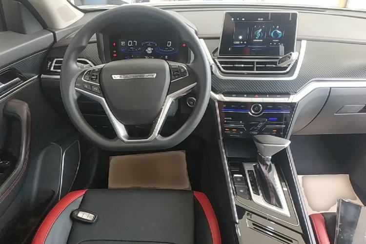 Used Venucia T60 2020 1.6L CVT Smart Drive Version China VI Standard Steering Wheel