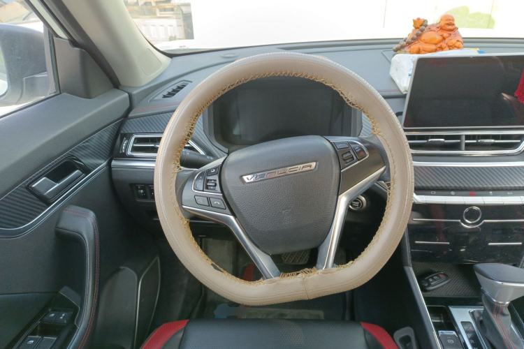 Used Venucia T60 2020 1.6L CVT Smart Drive Version China VI Standard Steering Wheel