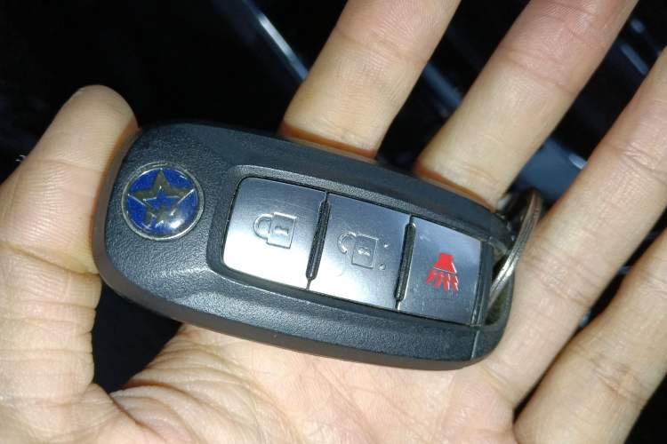 Used Venucia T60 2020 1.6L CVT Smart Drive Version China V Standard Vehicle Key