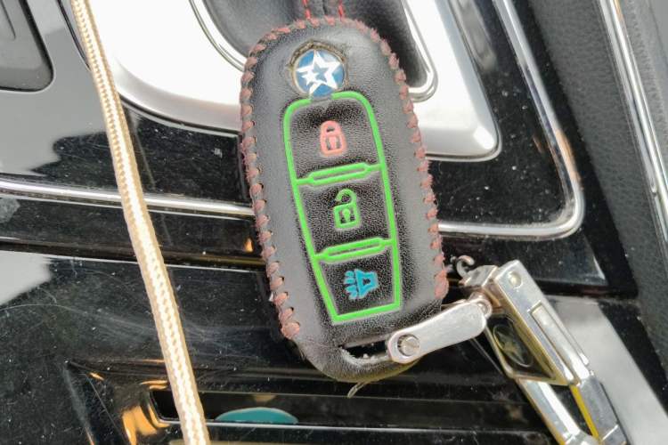 Used Venucia T60 2020 1.6L CVT Smart Drive Version China V Standard Vehicle Key