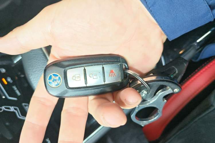 Used Venucia T60 2020 1.6L CVT Smart Drive Version China VI Standard Vehicle Key
