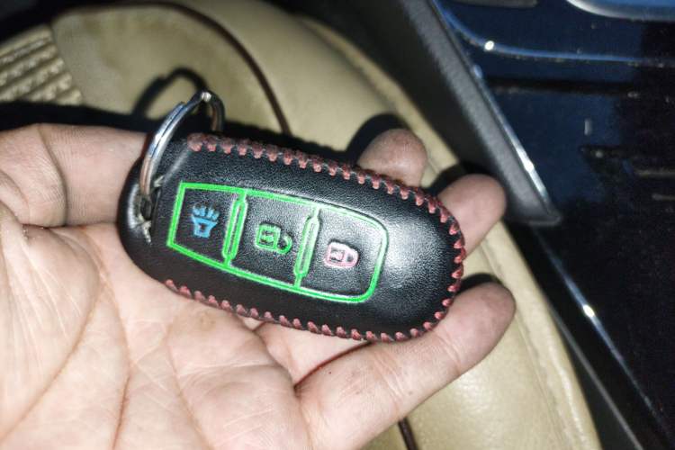 Used Venucia T60 2020 1.6L CVT Smart Drive Version China VI Standard Vehicle Key
