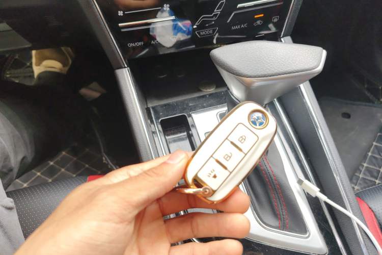 Used Venucia T60 2020 1.6L CVT Smart Drive Version China VI Standard Vehicle Key