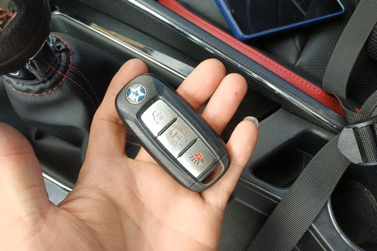Used Venucia T60 2020 1.6L Manual Smart Vision Version China VI Standard Vehicle Key