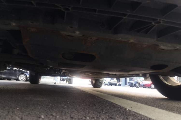 Used Venucia T60 2022 1.6L CVT Smart Drive Version Chassis Front