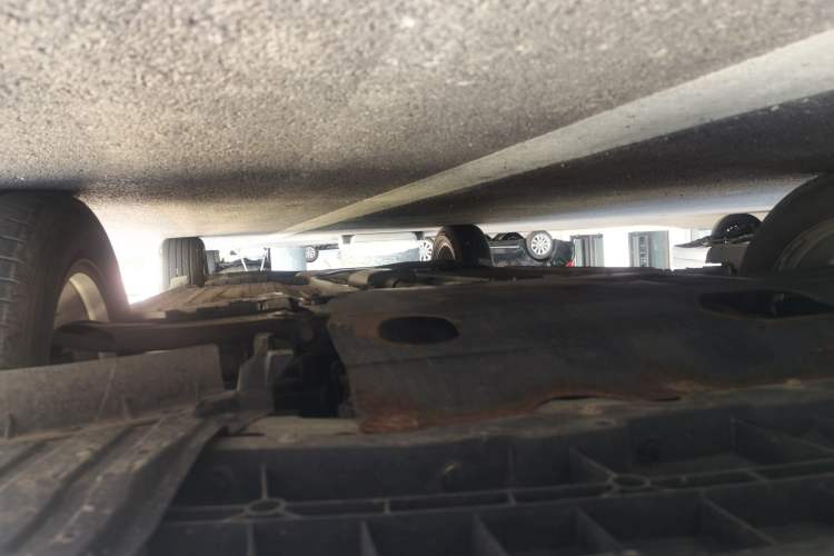Used Venucia T60 2022 1.6L CVT Smart Drive Version Chassis Front Left
