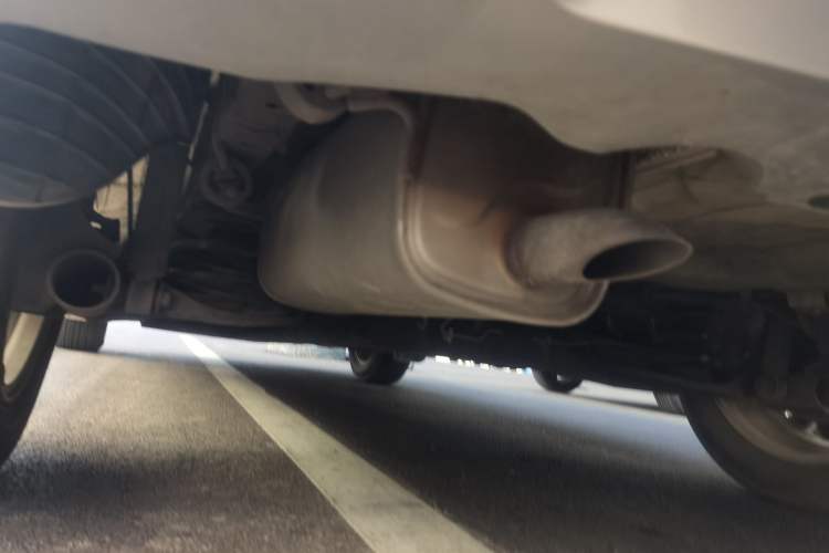 Used Venucia T60 2022 1.6L CVT Smart Drive Version Chassis Rear Left