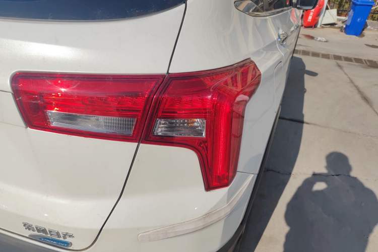 Used Venucia T60 2022 1.6L CVT Smart Drive Version Exterior 6