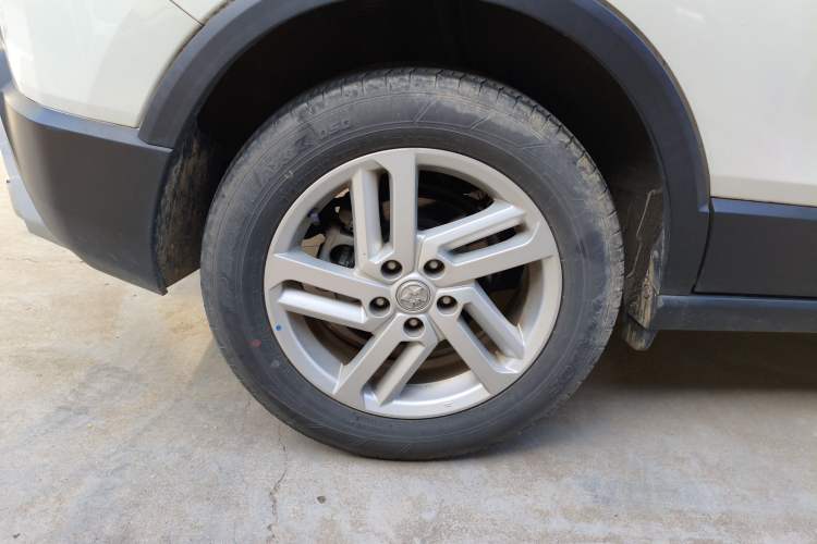 Used Venucia T60 2022 1.6L CVT Smart Drive Version Exterior 8
