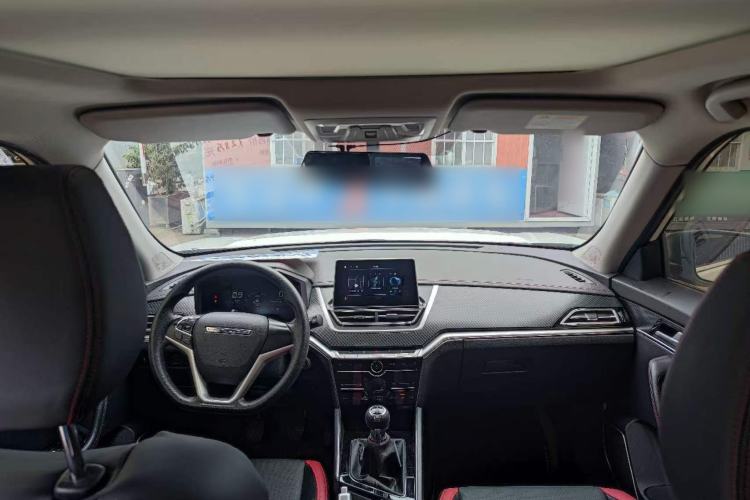 Used Venucia T60 2022 1.6L Manual Smart Vision Version Interior 3