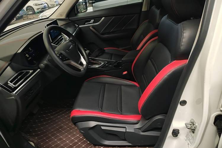 Used Venucia T60 2022 1.6L CVT Smart Drive Version Left Front Seat